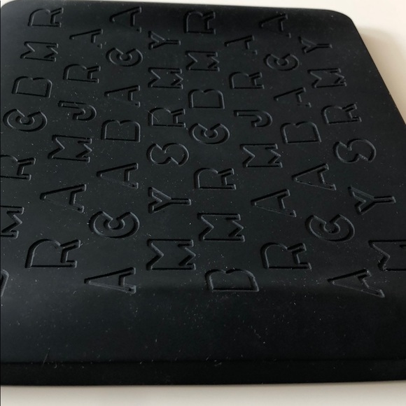 Marc Jacobs iPad case - Picture 2 of 12